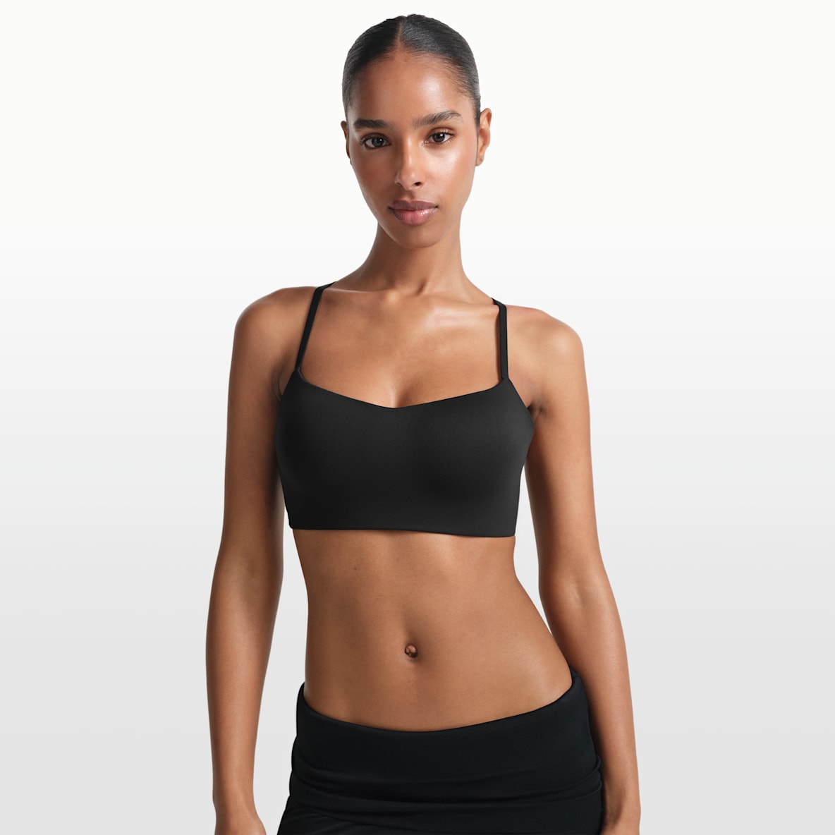 NikeSKIMS Matte Women's Contour Cami Bra. Nike.com